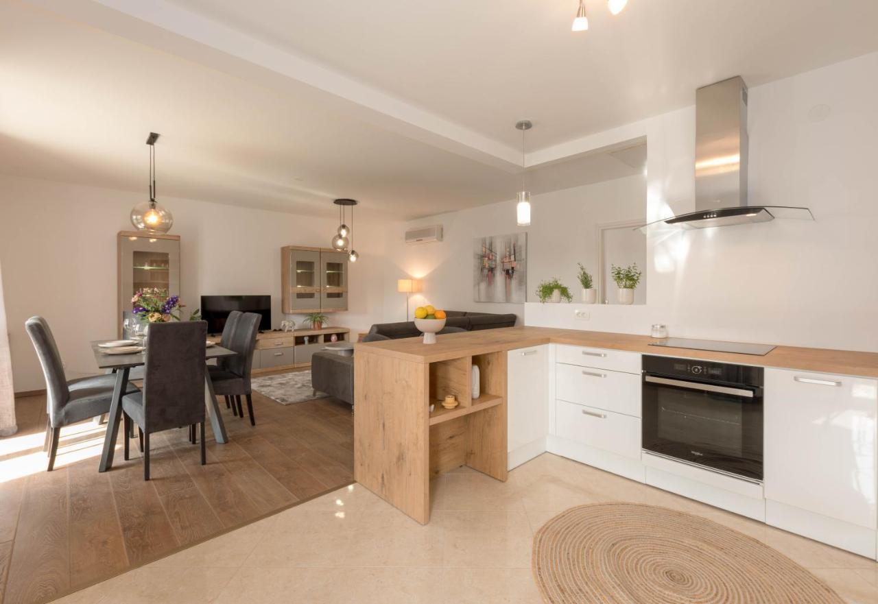 Newly Renovated Holiday Apartment Sirius Poreč Dış mekan fotoğraf